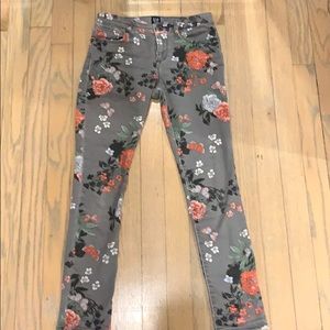 Floral Gap jeans